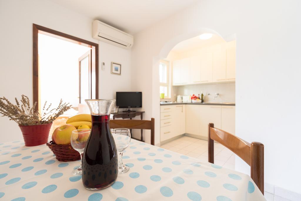 Apartments Sarah Medvinjak Phòng bức ảnh